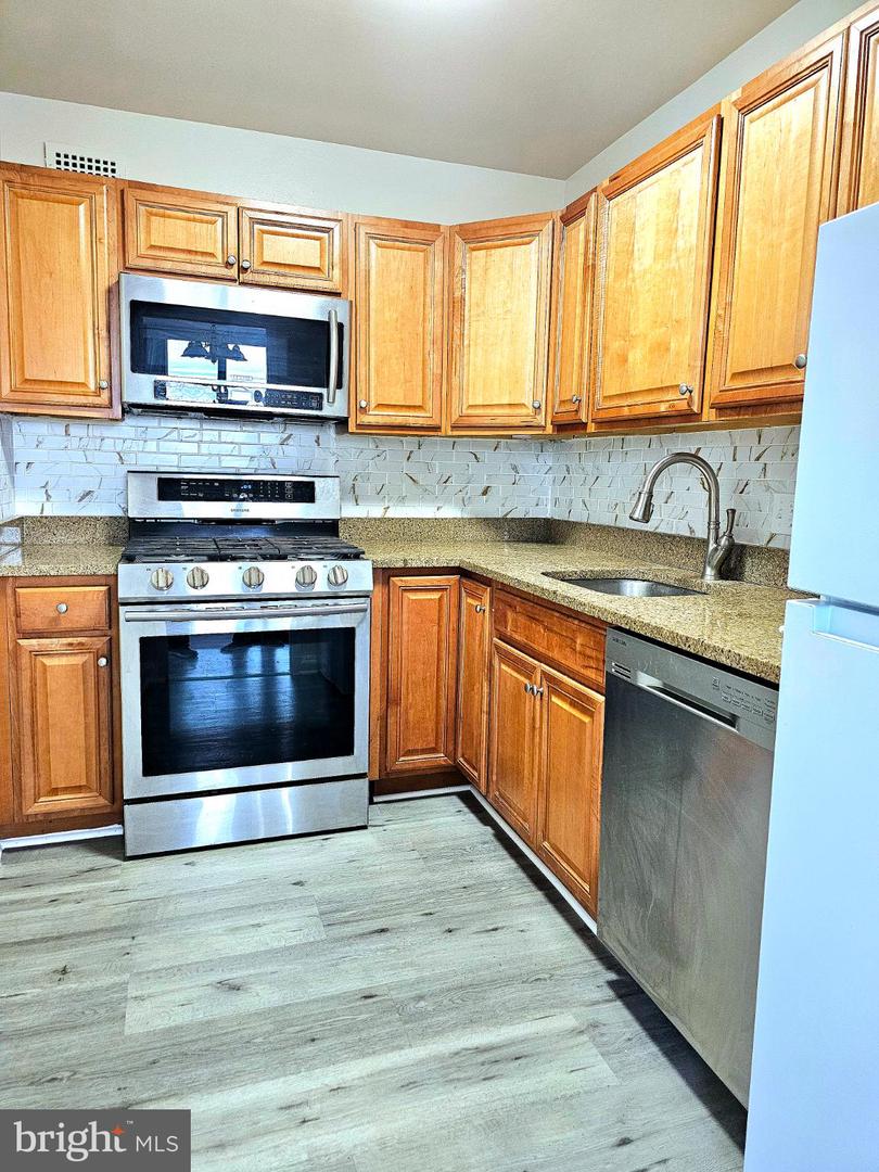 301 N BEAUREGARD ST N #1210, ALEXANDRIA, Virginia 22312, 1 Bedroom Bedrooms, 2 Rooms Rooms,1 BathroomBathrooms,Residential,For sale,301 N BEAUREGARD ST N #1210,VAAX2052242 MLS # VAAX2052242 301 N BEAUREGARD ST N #1210, ALEXANDRIA, Virginia 22312, 1 Bedroom Bedrooms, 2 Rooms Rooms,1 BathroomBathrooms,Residential,For sale,301 N BEAUREGARD ST N #1210,VAAX2052242 MLS # VAAX2052242