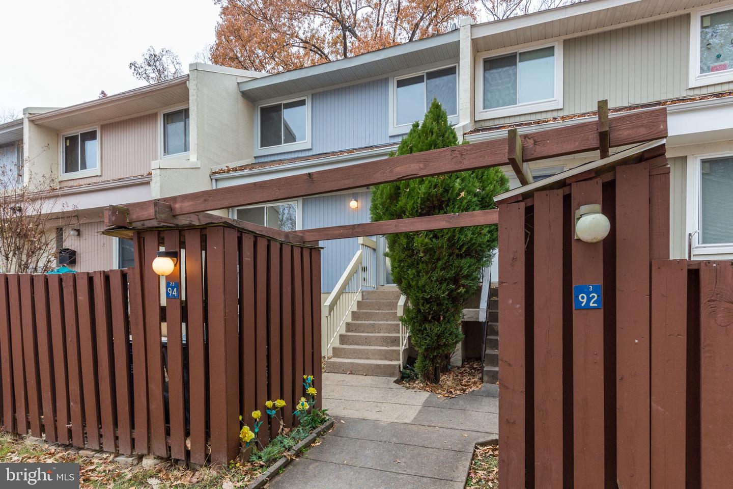 2394 SOUTHGATE SQ, RESTON, Virginia 20191, 4 Bedrooms Bedrooms, ,2 BathroomsBathrooms,Residential,For sale,2394 SOUTHGATE SQ,VAFX2281698 MLS # VAFX2281698 2394 SOUTHGATE SQ, RESTON, Virginia 20191, 4 Bedrooms Bedrooms, ,2 BathroomsBathrooms,Residential,For sale,2394 SOUTHGATE SQ,VAFX2281698 MLS # VAFX2281698