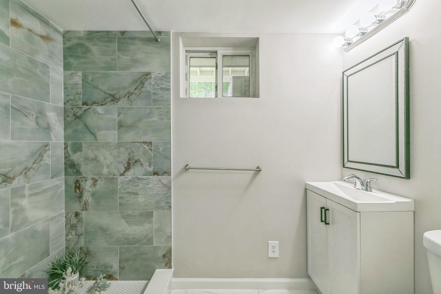 8902 SYLVANIA ST, LORTON, Virginia 22079, 4 Bedrooms Bedrooms, ,2 BathroomsBathrooms,Residential,For sale,8902 SYLVANIA ST,VAFX2234794 MLS # VAFX2234794 8902 SYLVANIA ST, LORTON, Virginia 22079, 4 Bedrooms Bedrooms, ,2 BathroomsBathrooms,Residential,For sale,8902 SYLVANIA ST,VAFX2234794 MLS # VAFX2234794