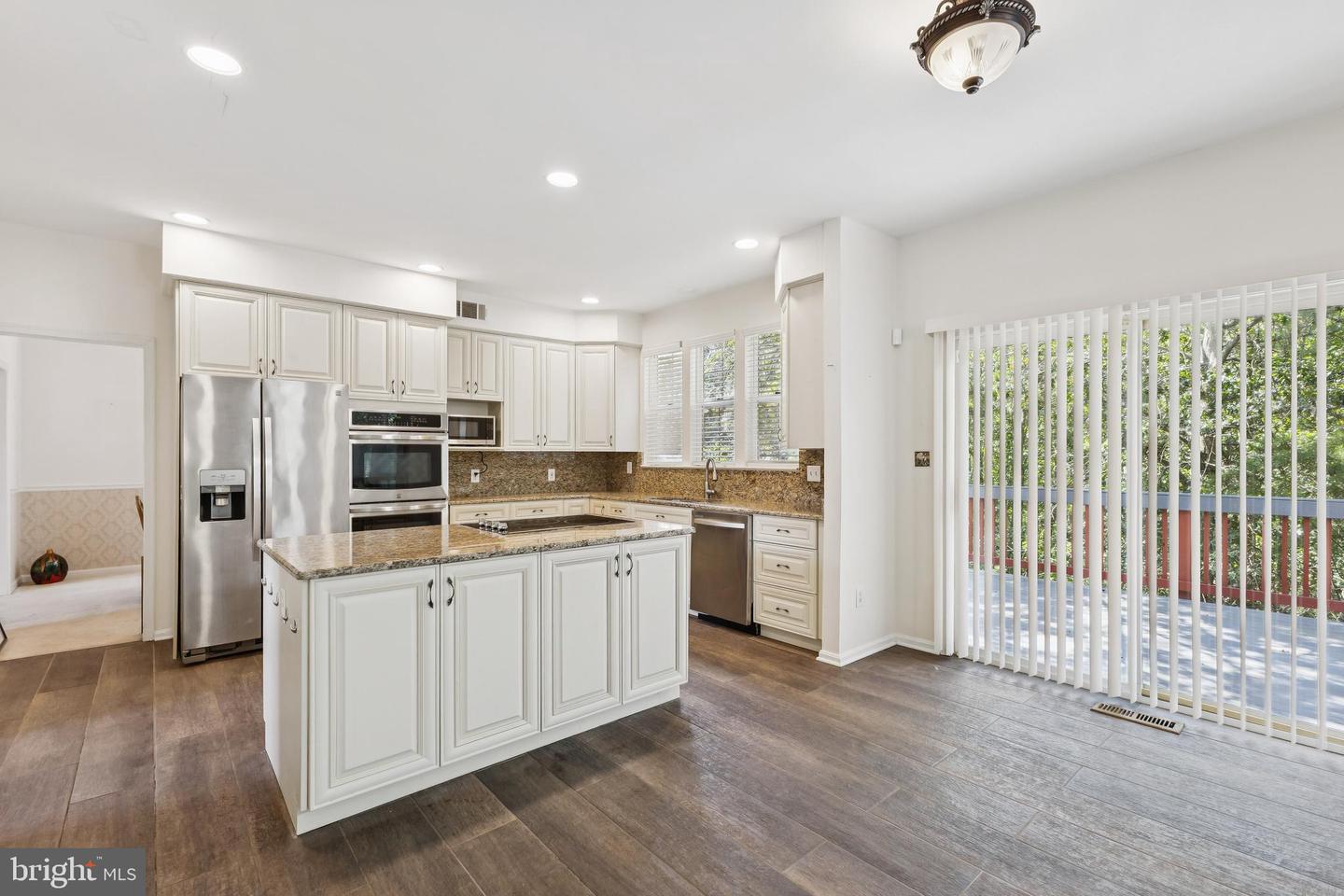 17456 TERRI CT, DUMFRIES, Virginia 22026, 5 Bedrooms Bedrooms, ,3 BathroomsBathrooms,Residential,For sale,17456 TERRI CT,VAPW2101100 MLS # VAPW2101100