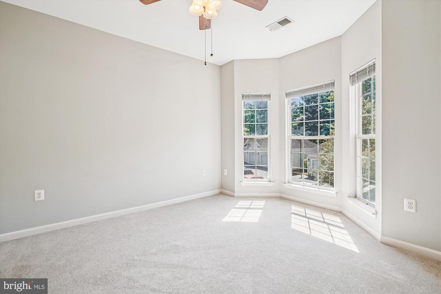 4131 FOUNTAINSIDE LN #J204, FAIRFAX, Virginia 22030, 2 Bedrooms Bedrooms, ,2 BathroomsBathrooms,Residential,For sale,4131 FOUNTAINSIDE LN #J204,VAFX2269832 MLS # VAFX2269832 4131 FOUNTAINSIDE LN #J204, FAIRFAX, Virginia 22030, 2 Bedrooms Bedrooms, ,2 BathroomsBathrooms,Residential,For sale,4131 FOUNTAINSIDE LN #J204,VAFX2269832 MLS # VAFX2269832