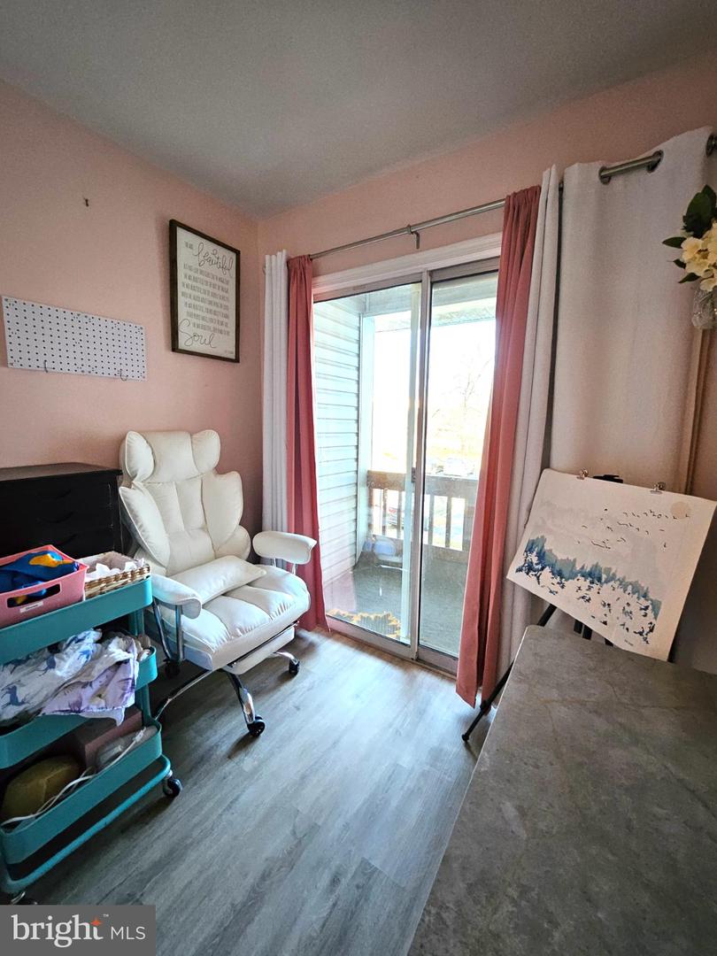 9200 AZURE CT #201, MANASSAS, Virginia 20110, 2 Bedrooms Bedrooms, 7 Rooms Rooms,2 BathroomsBathrooms,Residential,For sale,9200 AZURE CT #201,VAMN2009428 MLS # VAMN2009428