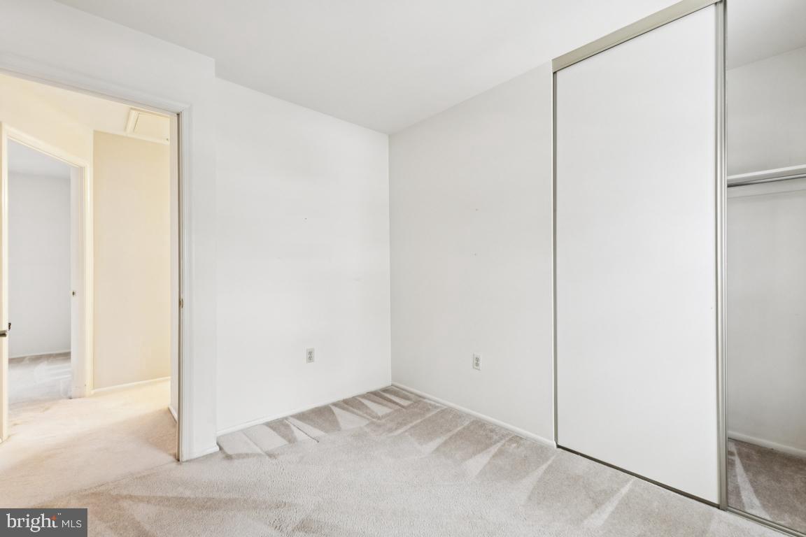 11977 WILLIAM AND MARY CIR, WOODBRIDGE, Virginia 22192, 4 Bedrooms Bedrooms, 8 Rooms Rooms,3 BathroomsBathrooms,Residential,For sale,11977 WILLIAM AND MARY CIR,VAPW2105094 MLS # VAPW2105094