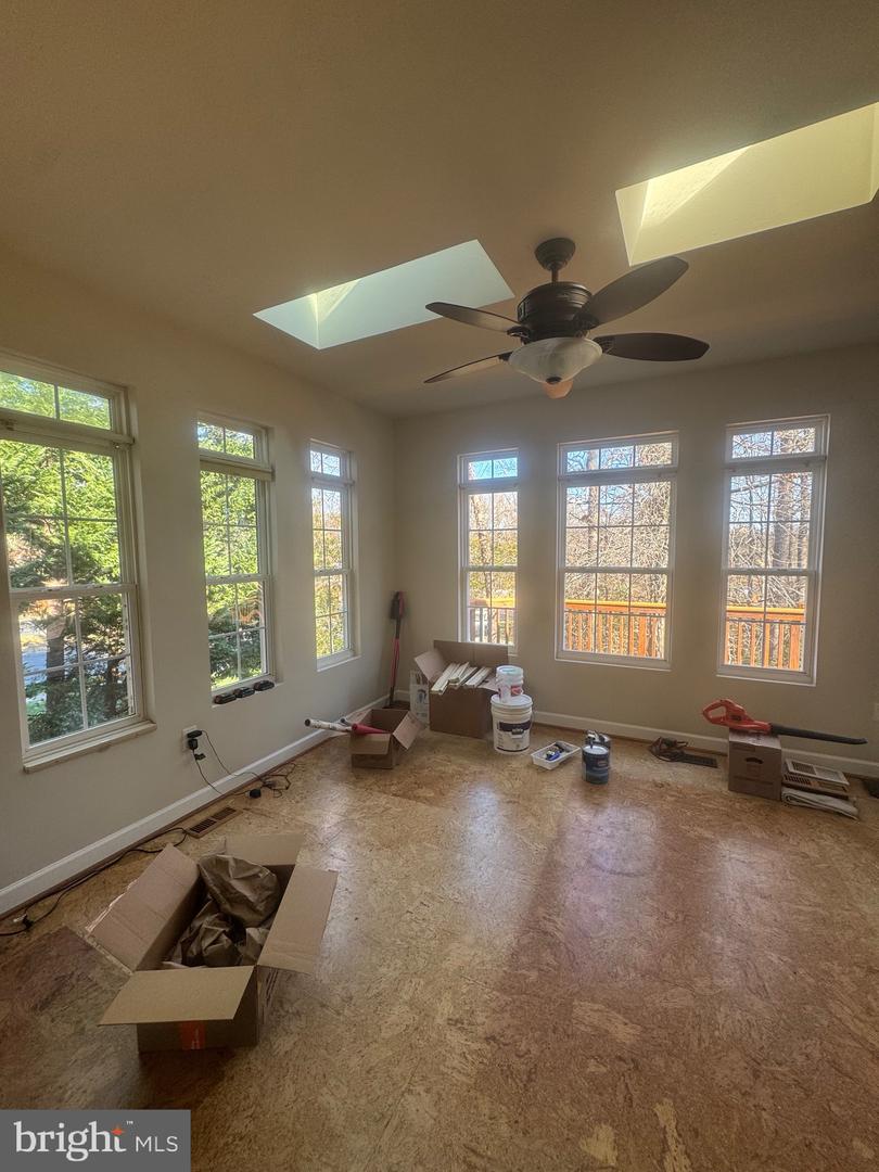 15111 SNAPPER CT, WOODBRIDGE, Virginia 22193, 5 Bedrooms Bedrooms, ,3 BathroomsBathrooms,Residential,For sale,15111 SNAPPER CT,VAPW2106692 MLS # VAPW2106692 15111 SNAPPER CT, WOODBRIDGE, Virginia 22193, 5 Bedrooms Bedrooms, ,3 BathroomsBathrooms,Residential,For sale,15111 SNAPPER CT,VAPW2106692 MLS # VAPW2106692