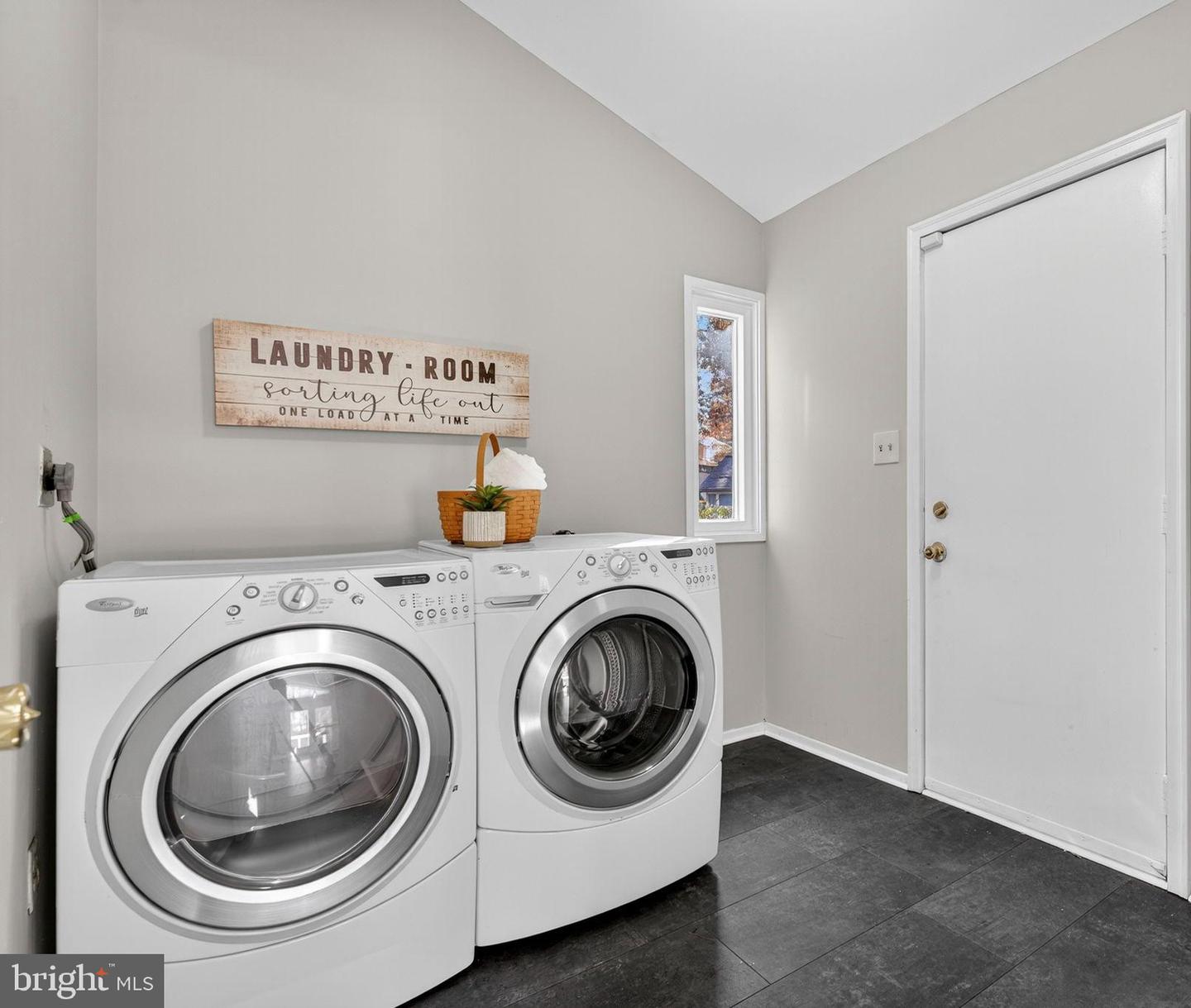 12610 WESTPORT LN, WOODBRIDGE, Virginia 22192, 3 Bedrooms Bedrooms, ,3 BathroomsBathrooms,Residential,For sale,12610 WESTPORT LN,VAPW2107752 MLS # VAPW2107752 12610 WESTPORT LN, WOODBRIDGE, Virginia 22192, 3 Bedrooms Bedrooms, ,3 BathroomsBathrooms,Residential,For sale,12610 WESTPORT LN,VAPW2107752 MLS # VAPW2107752