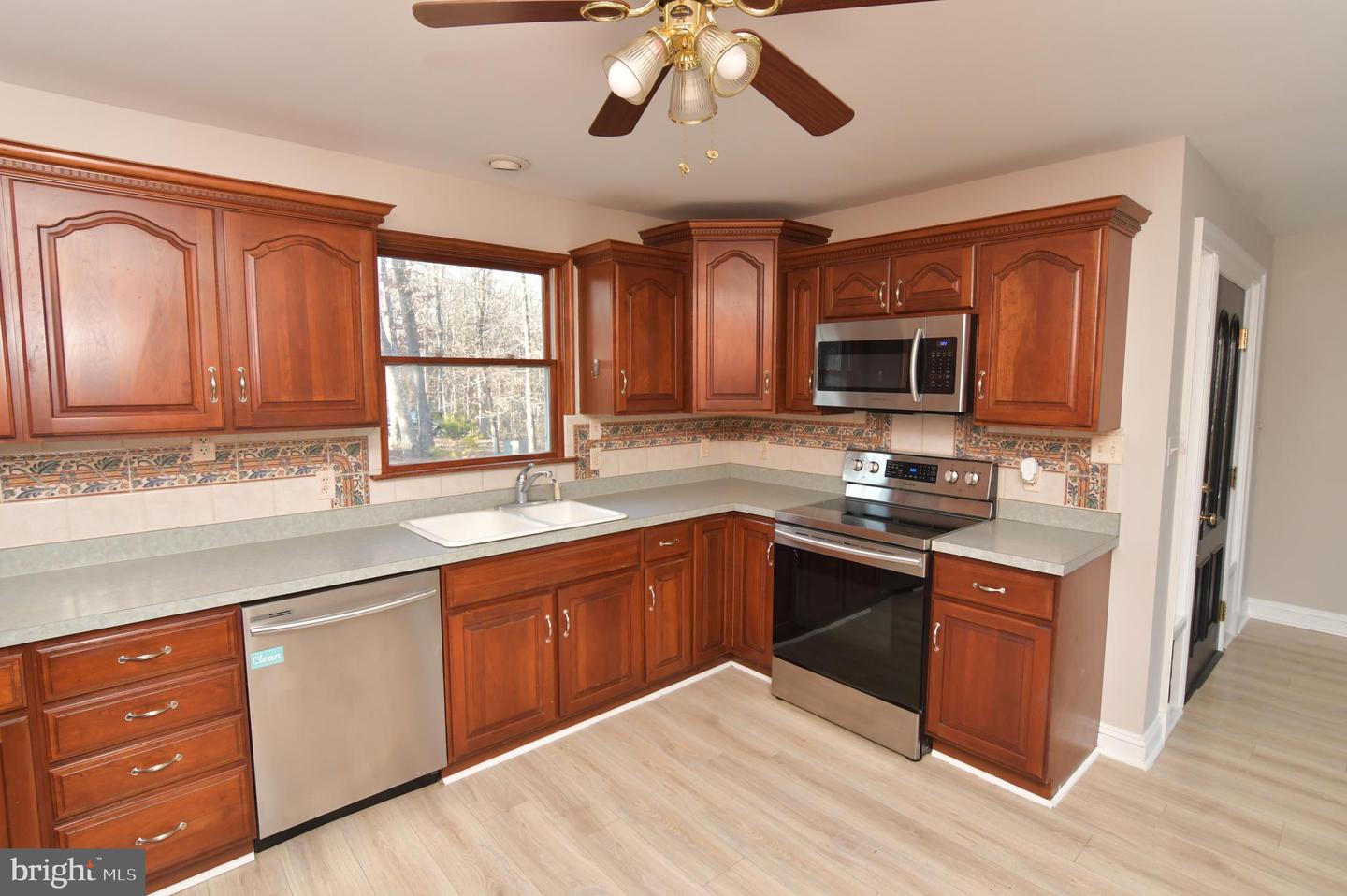 515 RIVER RIDGE DR, MIDDLETOWN, Virginia 22645, 4 Bedrooms Bedrooms, ,4 BathroomsBathrooms,Residential,For sale,515 RIVER RIDGE DR,VAWR2012858 MLS # VAWR2012858