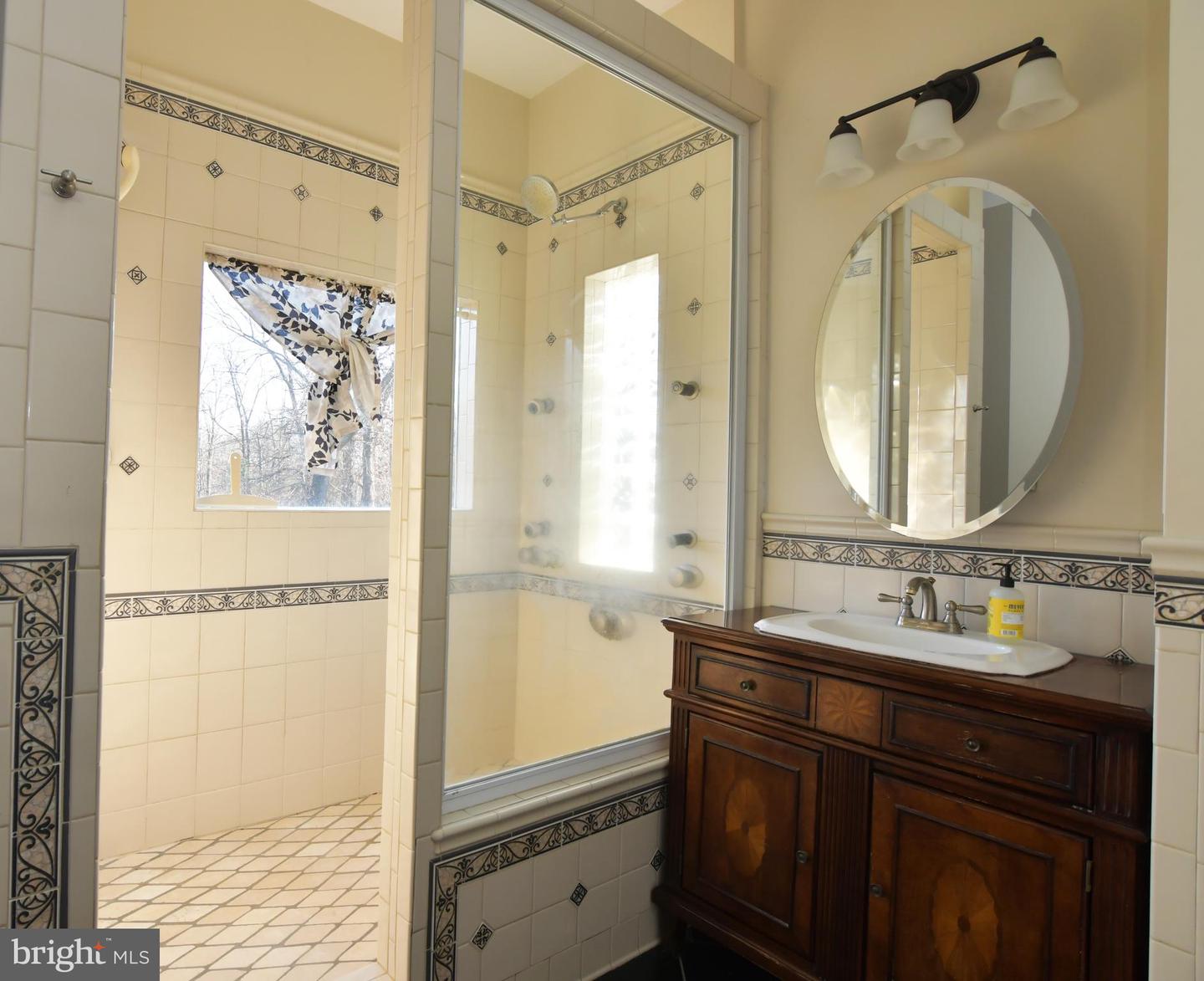 515 RIVER RIDGE DR, MIDDLETOWN, Virginia 22645, 4 Bedrooms Bedrooms, ,4 BathroomsBathrooms,Residential,For sale,515 RIVER RIDGE DR,VAWR2012858 MLS # VAWR2012858