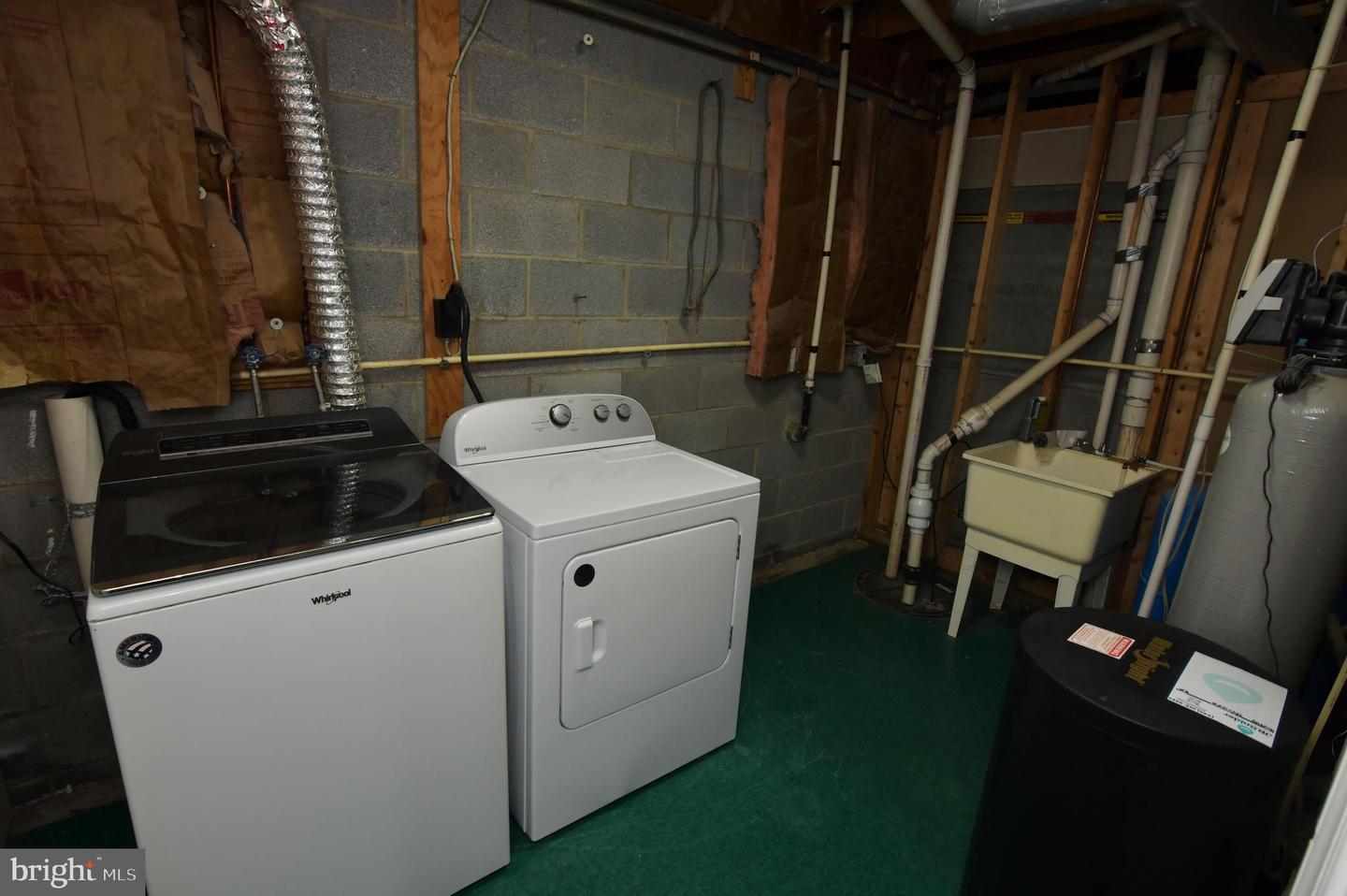 515 RIVER RIDGE DR, MIDDLETOWN, Virginia 22645, 4 Bedrooms Bedrooms, ,4 BathroomsBathrooms,Residential,For sale,515 RIVER RIDGE DR,VAWR2012858 MLS # VAWR2012858