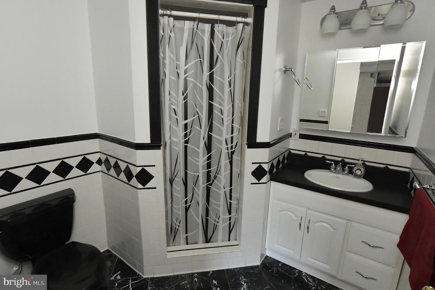 515 RIVER RIDGE DR, MIDDLETOWN, Virginia 22645, 4 Bedrooms Bedrooms, ,4 BathroomsBathrooms,Residential,For sale,515 RIVER RIDGE DR,VAWR2012858 MLS # VAWR2012858