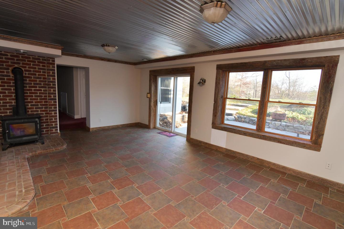 515 RIVER RIDGE DR, MIDDLETOWN, Virginia 22645, 4 Bedrooms Bedrooms, ,4 BathroomsBathrooms,Residential,For sale,515 RIVER RIDGE DR,VAWR2012858 MLS # VAWR2012858