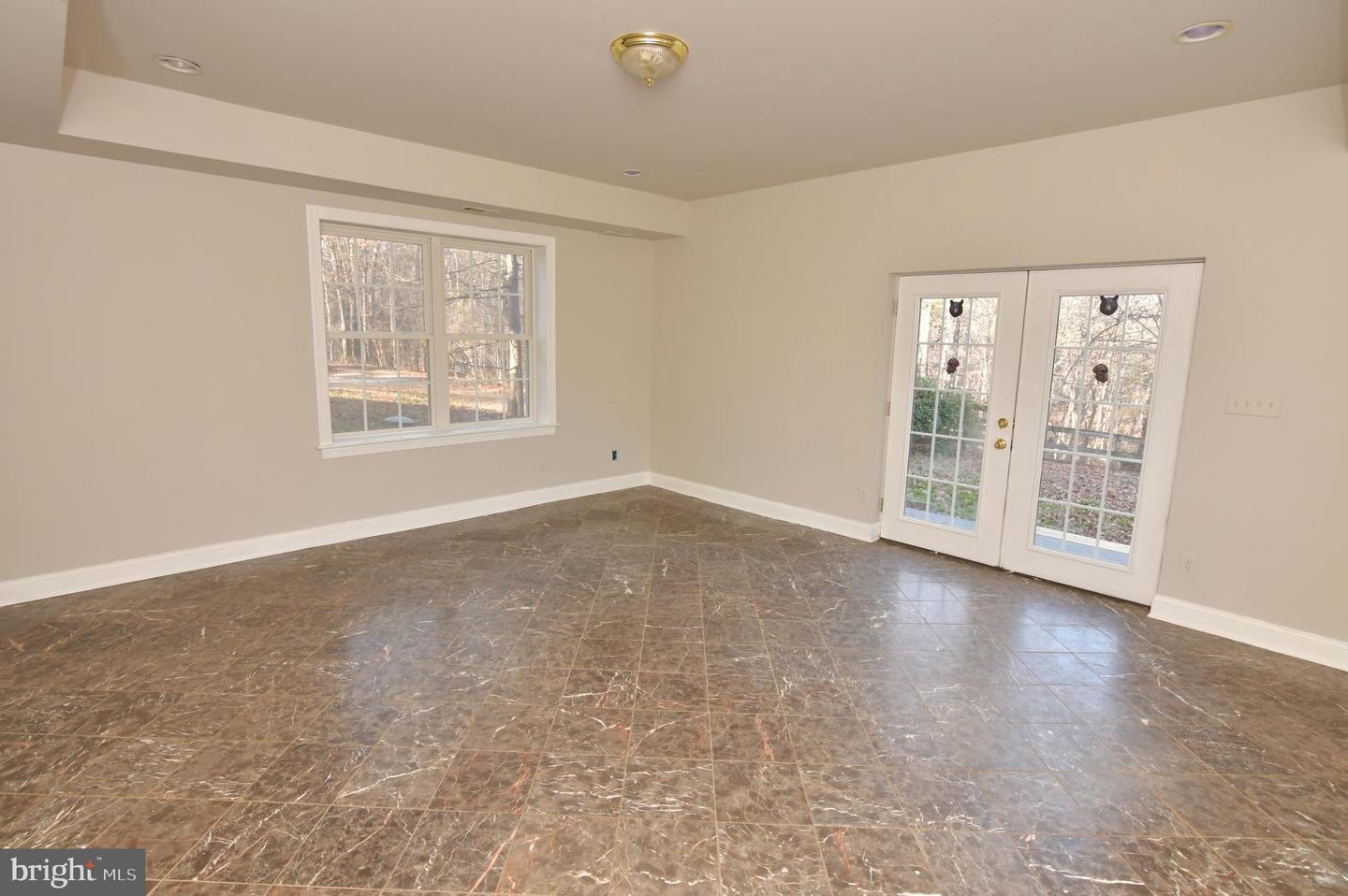 515 RIVER RIDGE DR, MIDDLETOWN, Virginia 22645, 4 Bedrooms Bedrooms, ,4 BathroomsBathrooms,Residential,For sale,515 RIVER RIDGE DR,VAWR2012858 MLS # VAWR2012858