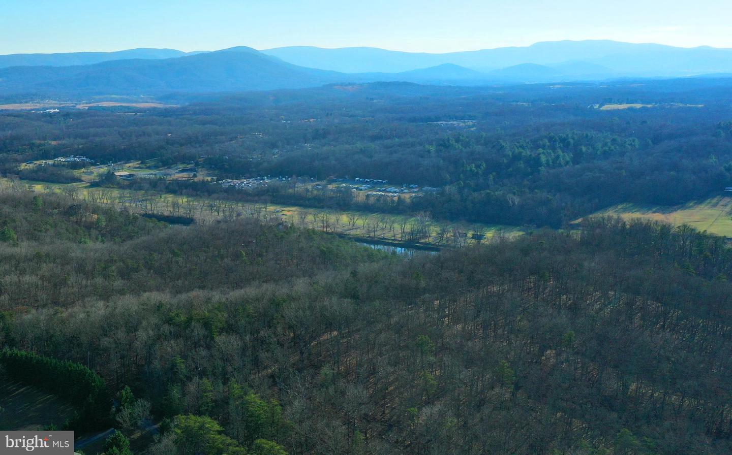 515 RIVER RIDGE DR, MIDDLETOWN, Virginia 22645, 4 Bedrooms Bedrooms, ,4 BathroomsBathrooms,Residential,For sale,515 RIVER RIDGE DR,VAWR2012858 MLS # VAWR2012858