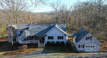 515 RIVER RIDGE DR, MIDDLETOWN, Virginia 22645, 4 Bedrooms Bedrooms, ,4 BathroomsBathrooms,Residential,For sale,515 RIVER RIDGE DR,VAWR2012858 MLS # VAWR2012858