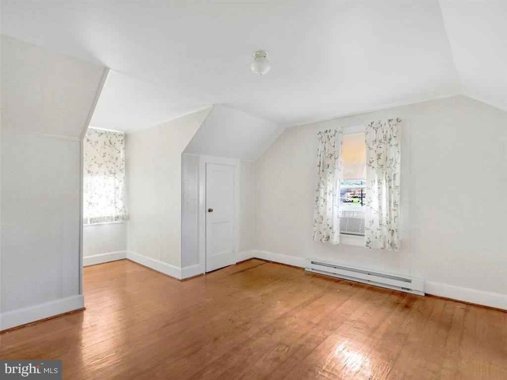 141 BANK ST, WAVERLY, Virginia 23890, 3 Bedrooms Bedrooms, ,1 BathroomBathrooms,Residential,For sale,141 BANK ST,VASX2000044 MLS # VASX2000044 141 BANK ST, WAVERLY, Virginia 23890, 3 Bedrooms Bedrooms, ,1 BathroomBathrooms,Residential,For sale,141 BANK ST,VASX2000044 MLS # VASX2000044