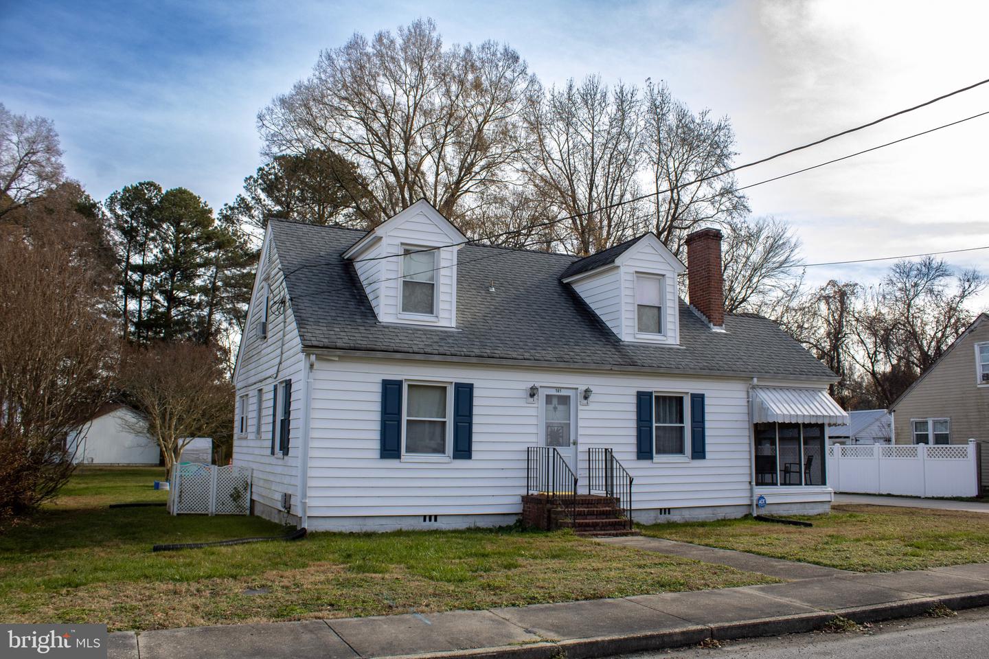 141 BANK ST, WAVERLY, Virginia 23890, 3 Bedrooms Bedrooms, ,1 BathroomBathrooms,Residential,For sale,141 BANK ST,VASX2000044 MLS # VASX2000044 141 BANK ST, WAVERLY, Virginia 23890, 3 Bedrooms Bedrooms, ,1 BathroomBathrooms,Residential,For sale,141 BANK ST,VASX2000044 MLS # VASX2000044