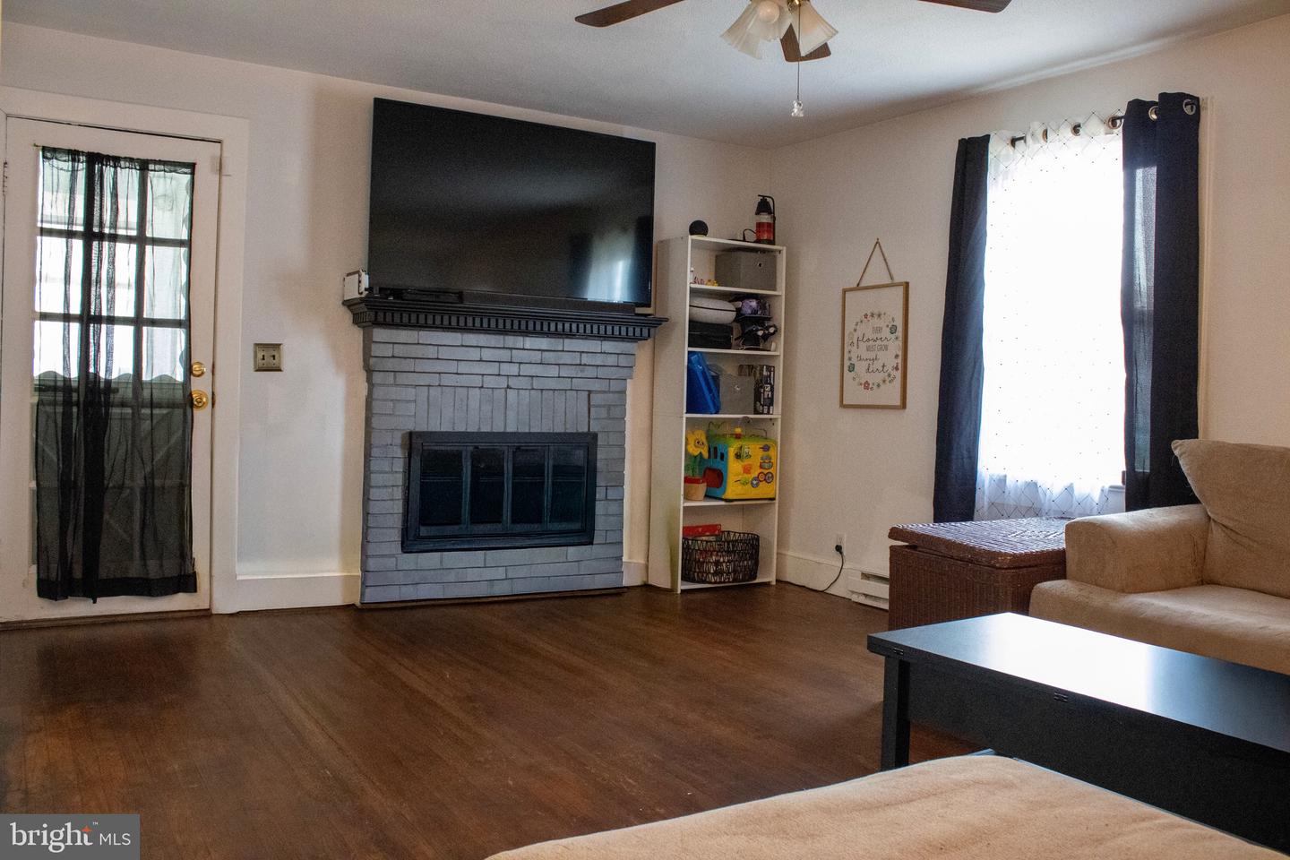 141 BANK ST, WAVERLY, Virginia 23890, 3 Bedrooms Bedrooms, ,1 BathroomBathrooms,Residential,For sale,141 BANK ST,VASX2000044 MLS # VASX2000044 141 BANK ST, WAVERLY, Virginia 23890, 3 Bedrooms Bedrooms, ,1 BathroomBathrooms,Residential,For sale,141 BANK ST,VASX2000044 MLS # VASX2000044