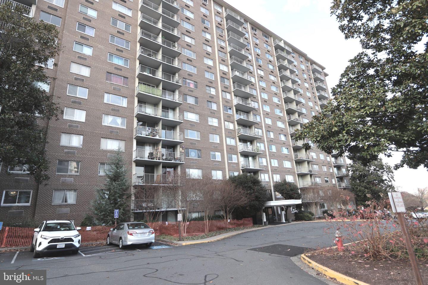 2059 HUNTINGTON AVE #612, ALEXANDRIA, Virginia 22303, 1 Bedroom Bedrooms, ,1 BathroomBathrooms,Residential,For sale,2059 HUNTINGTON AVE #612,VAFX2281672 MLS # VAFX2281672 2059 HUNTINGTON AVE #612, ALEXANDRIA, Virginia 22303, 1 Bedroom Bedrooms, ,1 BathroomBathrooms,Residential,For sale,2059 HUNTINGTON AVE #612,VAFX2281672 MLS # VAFX2281672