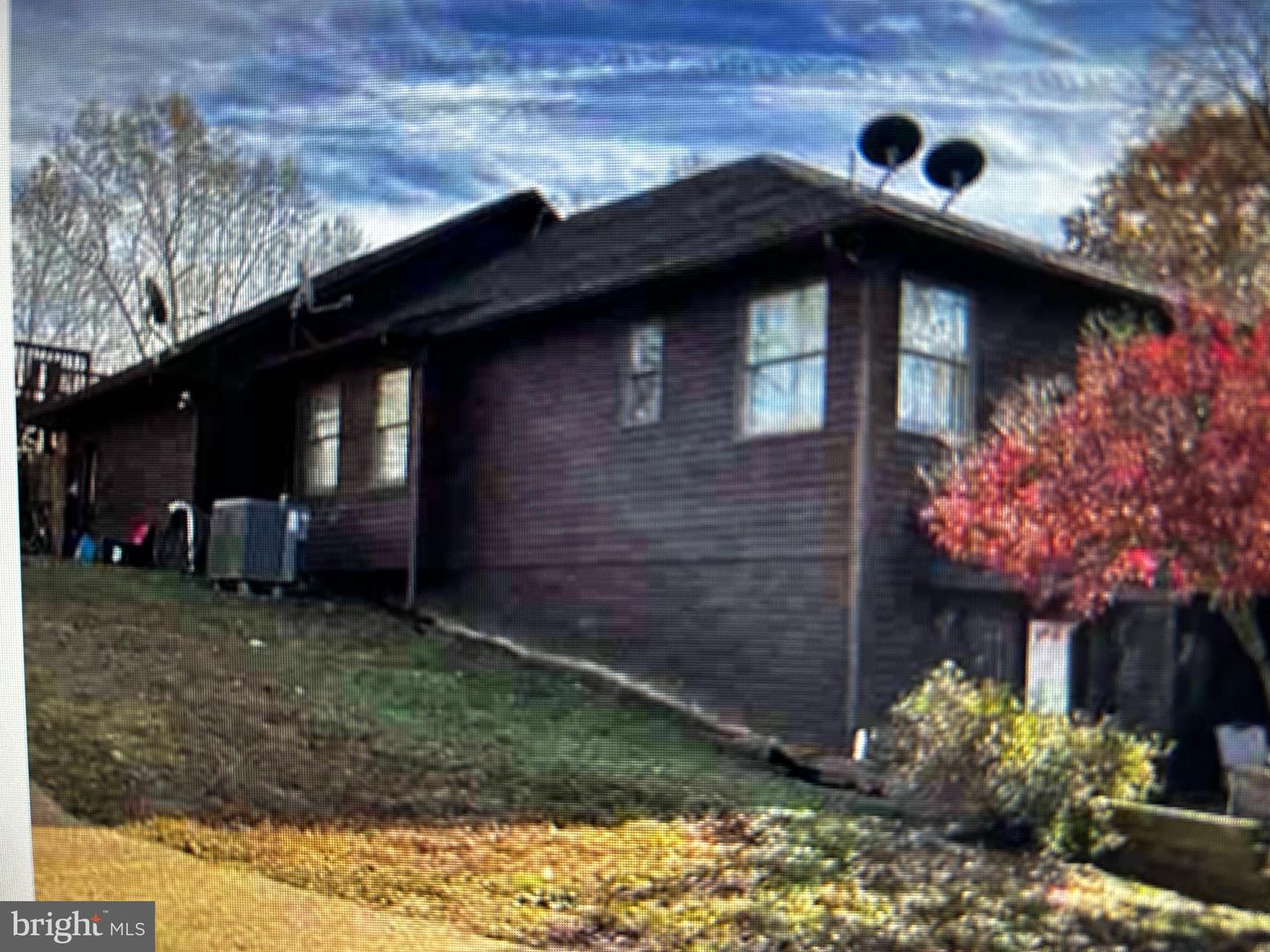 436 HINSONS FORD LN, AMISSVILLE, Virginia 20106, 8 Bedrooms Bedrooms, ,5 BathroomsBathrooms,Residential,For sale,436 HINSONS FORD LN,VARP2002420 MLS # VARP2002420