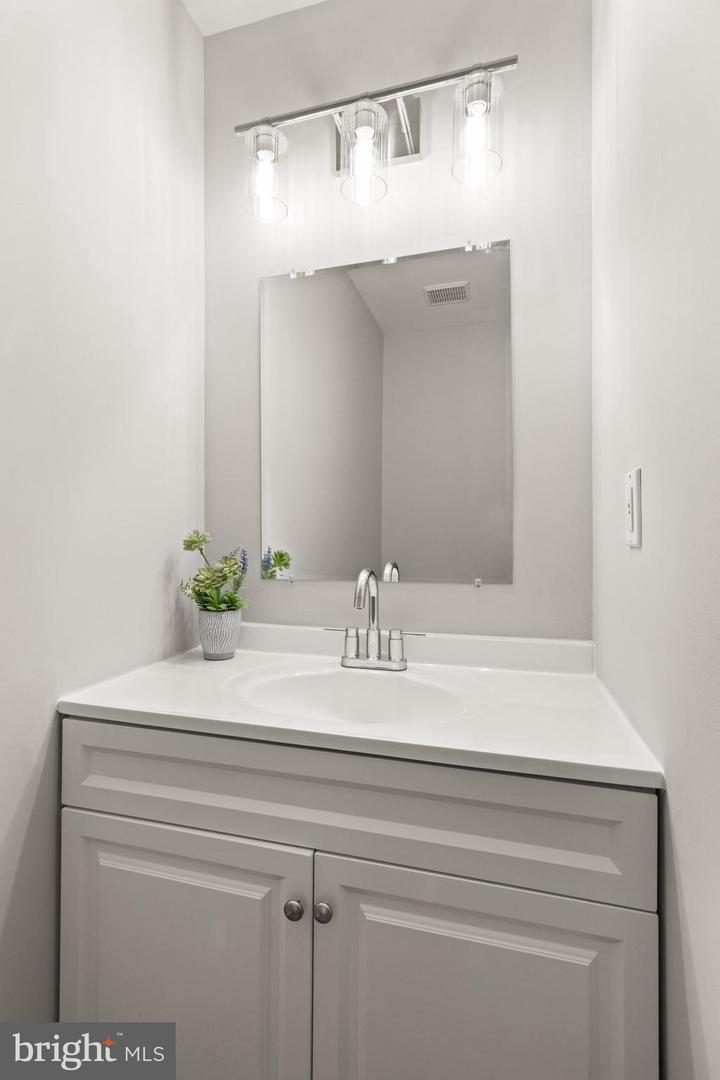 7913 REBEL WALK DR, MANASSAS, Virginia 20109, 4 Bedrooms Bedrooms, ,3 BathroomsBathrooms,Residential,For sale,7913 REBEL WALK DR,VAPW2108736 MLS # VAPW2108736 7913 REBEL WALK DR, MANASSAS, Virginia 20109, 4 Bedrooms Bedrooms, ,3 BathroomsBathrooms,Residential,For sale,7913 REBEL WALK DR,VAPW2108736 MLS # VAPW2108736