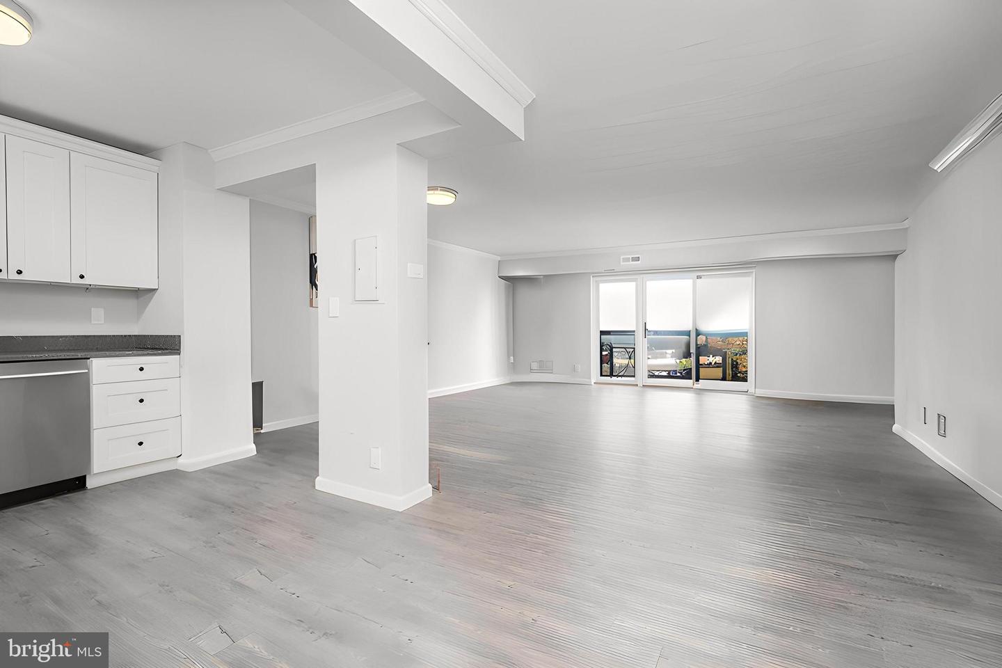 8370 GREENSBORO DR #916, MCLEAN, Virginia 22102, 1 Bedroom Bedrooms, ,1 BathroomBathrooms,Residential,For sale,8370 GREENSBORO DR #916,VAFX2281720 MLS # VAFX2281720 8370 GREENSBORO DR #916, MCLEAN, Virginia 22102, 1 Bedroom Bedrooms, ,1 BathroomBathrooms,Residential,For sale,8370 GREENSBORO DR #916,VAFX2281720 MLS # VAFX2281720