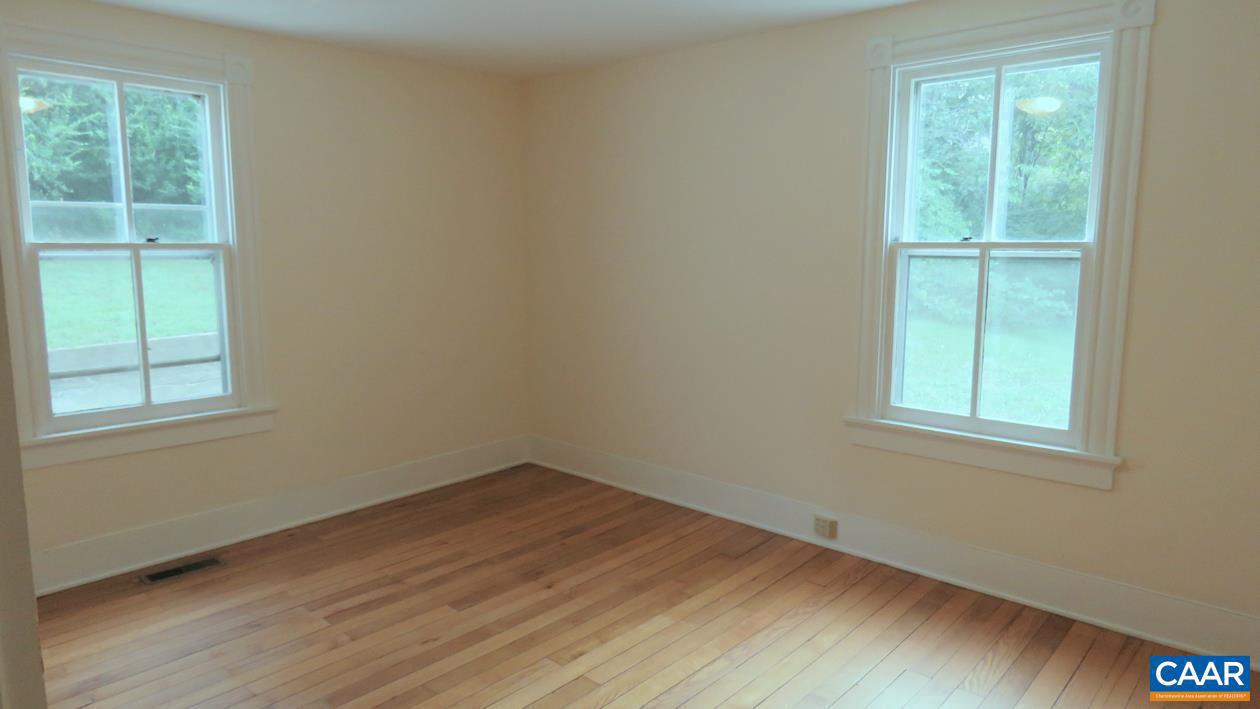 740 CANAL ST, SCOTTSVILLE, Virginia 24590, 5 Bedrooms Bedrooms, ,3 BathroomsBathrooms,Residential,For sale,740 CANAL ST,671667 MLS # 671667