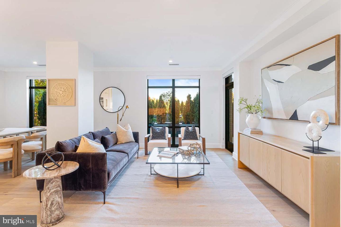 6718 LOWELL AVE #406, MCLEAN, Virginia 22101, 2 Bedrooms Bedrooms, ,2 BathroomsBathrooms,Residential,For sale,6718 LOWELL AVE #406,VAFX2281726 MLS # VAFX2281726