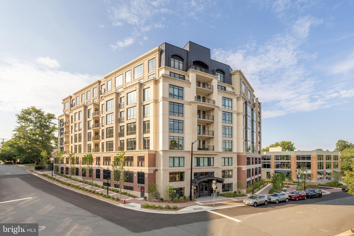 6718 LOWELL AVE #406, MCLEAN, Virginia 22101, 2 Bedrooms Bedrooms, ,2 BathroomsBathrooms,Residential,For sale,6718 LOWELL AVE #406,VAFX2281726 MLS # VAFX2281726