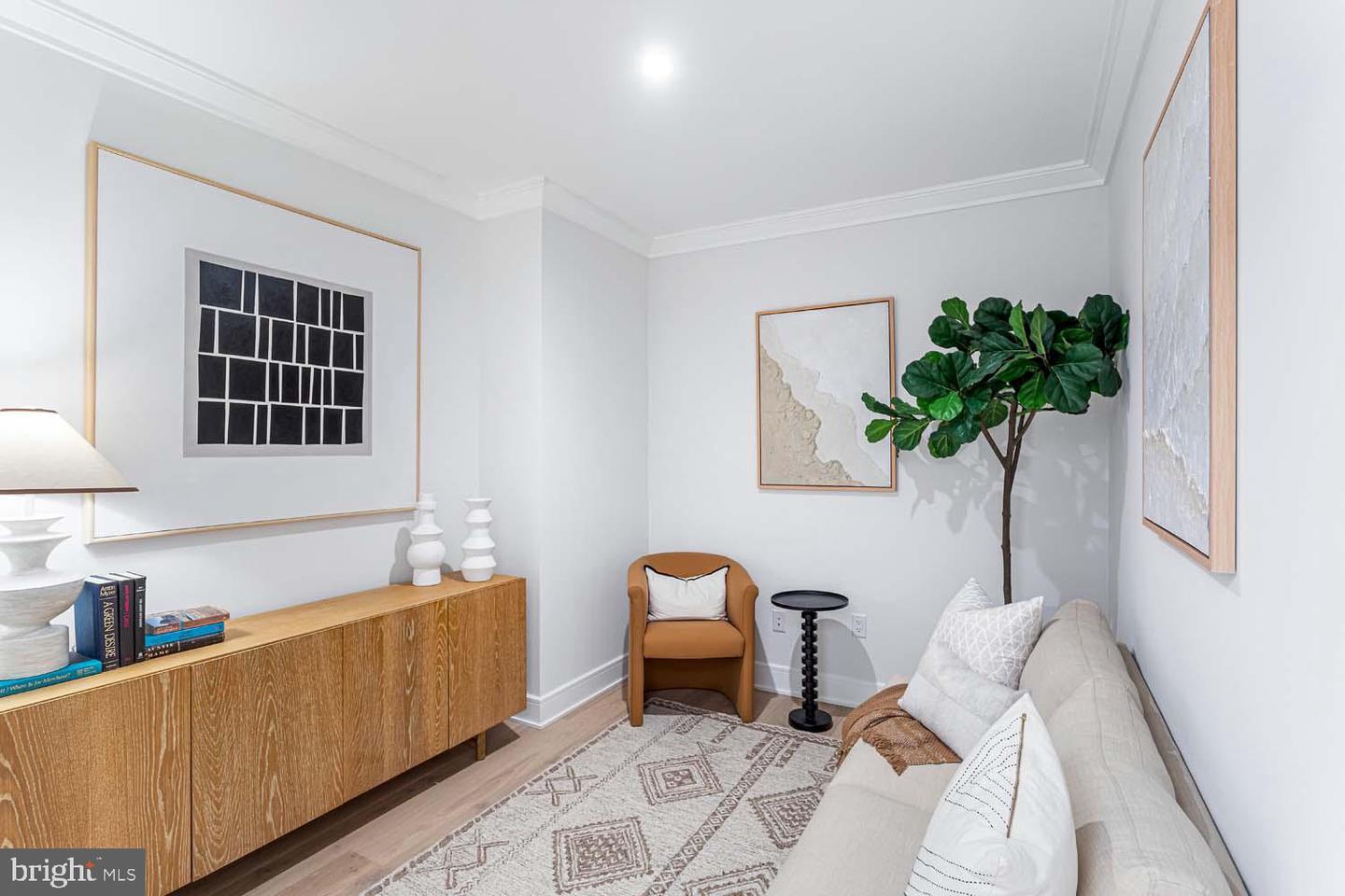 6718 LOWELL AVE #406, MCLEAN, Virginia 22101, 2 Bedrooms Bedrooms, ,2 BathroomsBathrooms,Residential,For sale,6718 LOWELL AVE #406,VAFX2281726 MLS # VAFX2281726