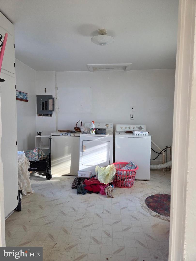 32181 MONROE RD, FRANKLIN, Virginia 23851, 4 Bedrooms Bedrooms, ,1 BathroomBathrooms,Residential,For sale,32181 MONROE RD,VASU2000028 MLS # VASU2000028 32181 MONROE RD, FRANKLIN, Virginia 23851, 4 Bedrooms Bedrooms, ,1 BathroomBathrooms,Residential,For sale,32181 MONROE RD,VASU2000028 MLS # VASU2000028