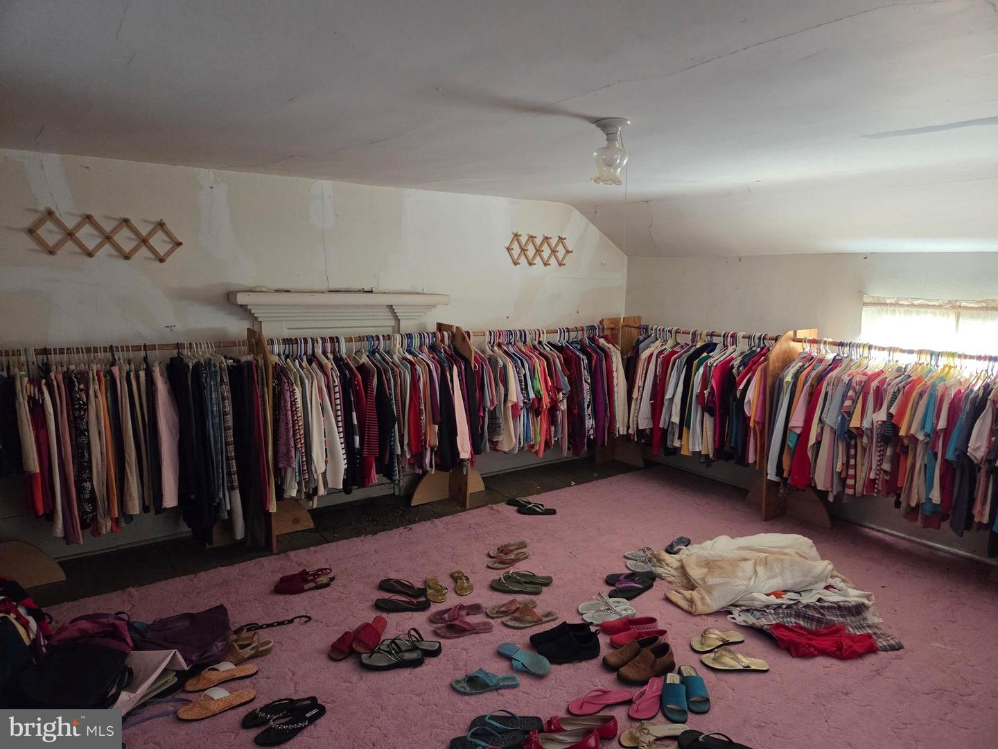 32181 MONROE RD, FRANKLIN, Virginia 23851, 4 Bedrooms Bedrooms, ,1 BathroomBathrooms,Residential,For sale,32181 MONROE RD,VASU2000028 MLS # VASU2000028 32181 MONROE RD, FRANKLIN, Virginia 23851, 4 Bedrooms Bedrooms, ,1 BathroomBathrooms,Residential,For sale,32181 MONROE RD,VASU2000028 MLS # VASU2000028