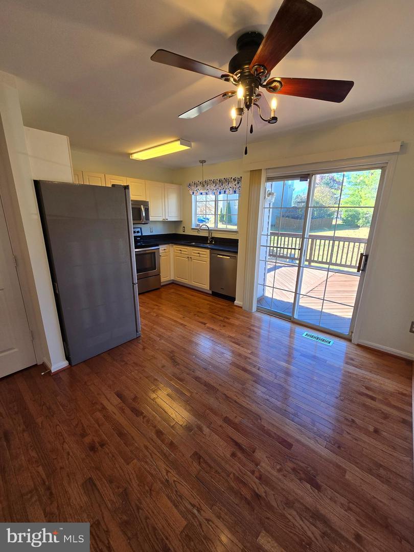 14100 AUTUMN CIR, CENTREVILLE, Virginia 20121, 3 Bedrooms Bedrooms, ,3 BathroomsBathrooms,Residential,For sale,14100 AUTUMN CIR,VAFX2281728 MLS # VAFX2281728 14100 AUTUMN CIR, CENTREVILLE, Virginia 20121, 3 Bedrooms Bedrooms, ,3 BathroomsBathrooms,Residential,For sale,14100 AUTUMN CIR,VAFX2281728 MLS # VAFX2281728