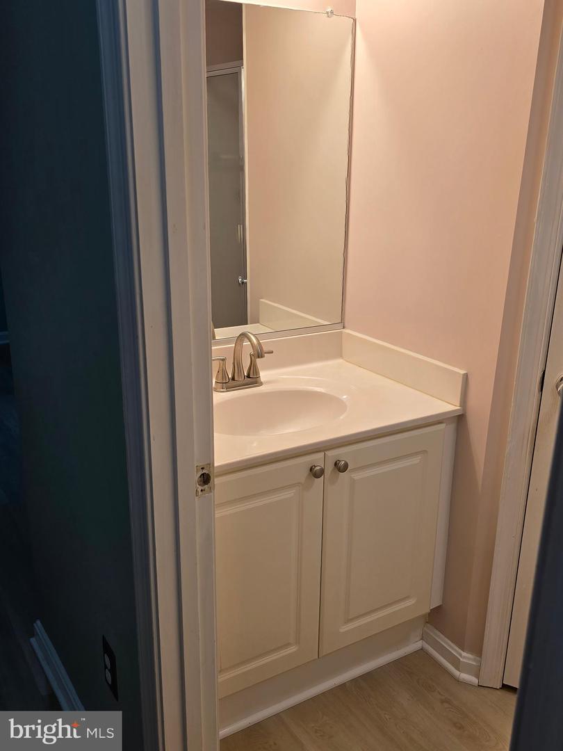 14100 AUTUMN CIR, CENTREVILLE, Virginia 20121, 3 Bedrooms Bedrooms, ,3 BathroomsBathrooms,Residential,For sale,14100 AUTUMN CIR,VAFX2281728 MLS # VAFX2281728 14100 AUTUMN CIR, CENTREVILLE, Virginia 20121, 3 Bedrooms Bedrooms, ,3 BathroomsBathrooms,Residential,For sale,14100 AUTUMN CIR,VAFX2281728 MLS # VAFX2281728