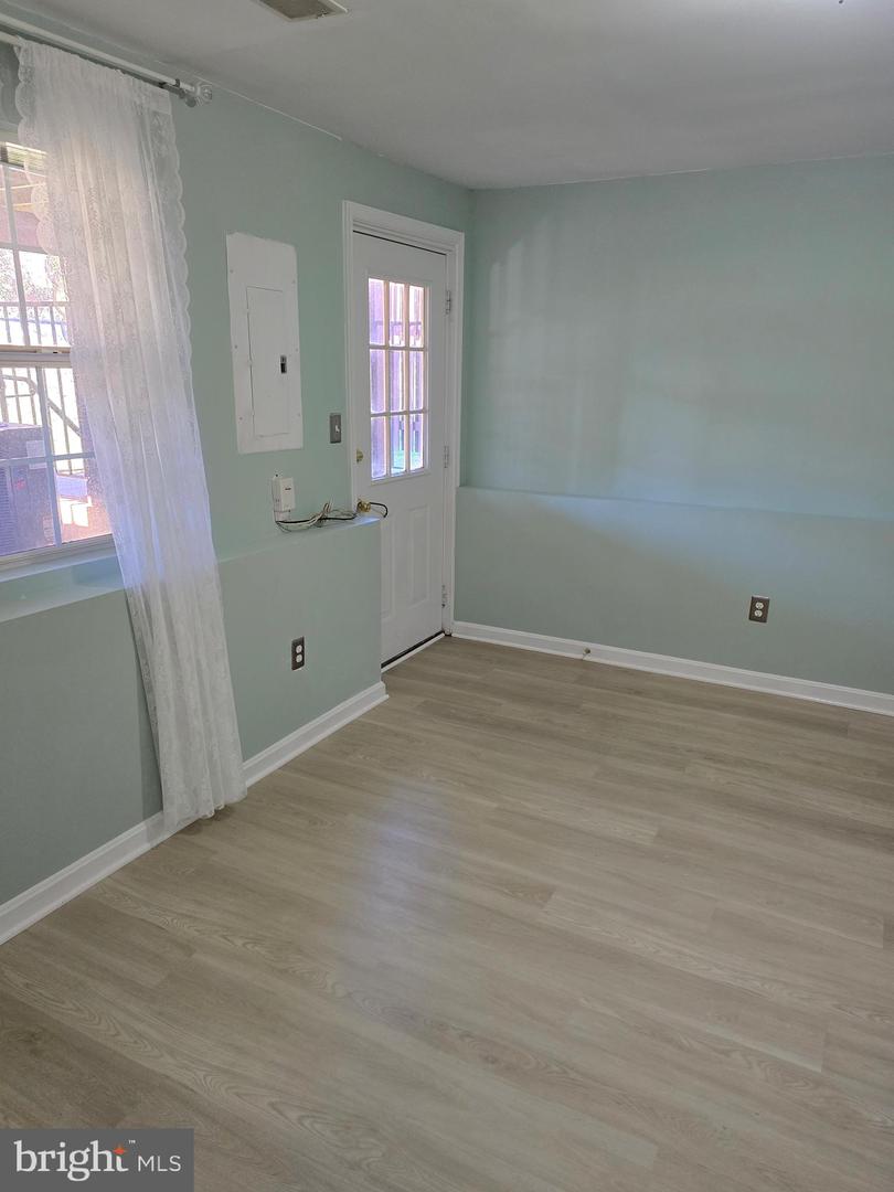 14100 AUTUMN CIR, CENTREVILLE, Virginia 20121, 3 Bedrooms Bedrooms, ,3 BathroomsBathrooms,Residential,For sale,14100 AUTUMN CIR,VAFX2281728 MLS # VAFX2281728 14100 AUTUMN CIR, CENTREVILLE, Virginia 20121, 3 Bedrooms Bedrooms, ,3 BathroomsBathrooms,Residential,For sale,14100 AUTUMN CIR,VAFX2281728 MLS # VAFX2281728