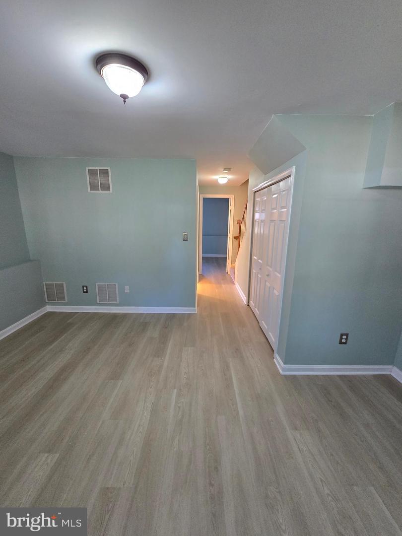 14100 AUTUMN CIR, CENTREVILLE, Virginia 20121, 3 Bedrooms Bedrooms, ,3 BathroomsBathrooms,Residential,For sale,14100 AUTUMN CIR,VAFX2281728 MLS # VAFX2281728 14100 AUTUMN CIR, CENTREVILLE, Virginia 20121, 3 Bedrooms Bedrooms, ,3 BathroomsBathrooms,Residential,For sale,14100 AUTUMN CIR,VAFX2281728 MLS # VAFX2281728