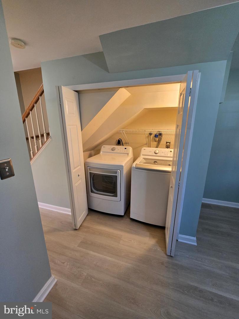 14100 AUTUMN CIR, CENTREVILLE, Virginia 20121, 3 Bedrooms Bedrooms, ,3 BathroomsBathrooms,Residential,For sale,14100 AUTUMN CIR,VAFX2281728 MLS # VAFX2281728 14100 AUTUMN CIR, CENTREVILLE, Virginia 20121, 3 Bedrooms Bedrooms, ,3 BathroomsBathrooms,Residential,For sale,14100 AUTUMN CIR,VAFX2281728 MLS # VAFX2281728