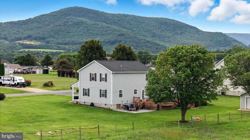 127 DEERFIELD ESTATES DR, STANLEY, Virginia 22851, 3 Bedrooms Bedrooms, ,2 BathroomsBathrooms,Residential,127 DEERFIELD ESTATES DR,VAPA2004888 MLS # VAPA2004888 127 DEERFIELD ESTATES DR, STANLEY, Virginia 22851, 3 Bedrooms Bedrooms, ,2 BathroomsBathrooms,Residential,127 DEERFIELD ESTATES DR,VAPA2004888 MLS # VAPA2004888