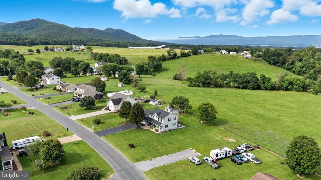 127 DEERFIELD ESTATES DR, STANLEY, Virginia 22851, 3 Bedrooms Bedrooms, ,2 BathroomsBathrooms,Residential,127 DEERFIELD ESTATES DR,VAPA2004888 MLS # VAPA2004888 127 DEERFIELD ESTATES DR, STANLEY, Virginia 22851, 3 Bedrooms Bedrooms, ,2 BathroomsBathrooms,Residential,127 DEERFIELD ESTATES DR,VAPA2004888 MLS # VAPA2004888