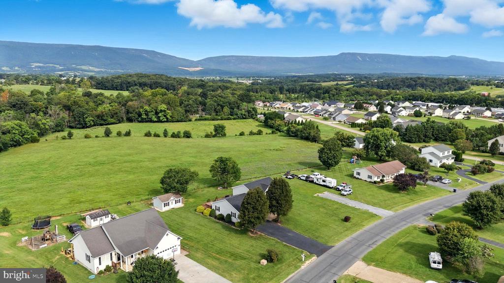 127 DEERFIELD ESTATES DR, STANLEY, Virginia 22851, 3 Bedrooms Bedrooms, ,2 BathroomsBathrooms,Residential,127 DEERFIELD ESTATES DR,VAPA2004888 MLS # VAPA2004888 127 DEERFIELD ESTATES DR, STANLEY, Virginia 22851, 3 Bedrooms Bedrooms, ,2 BathroomsBathrooms,Residential,127 DEERFIELD ESTATES DR,VAPA2004888 MLS # VAPA2004888