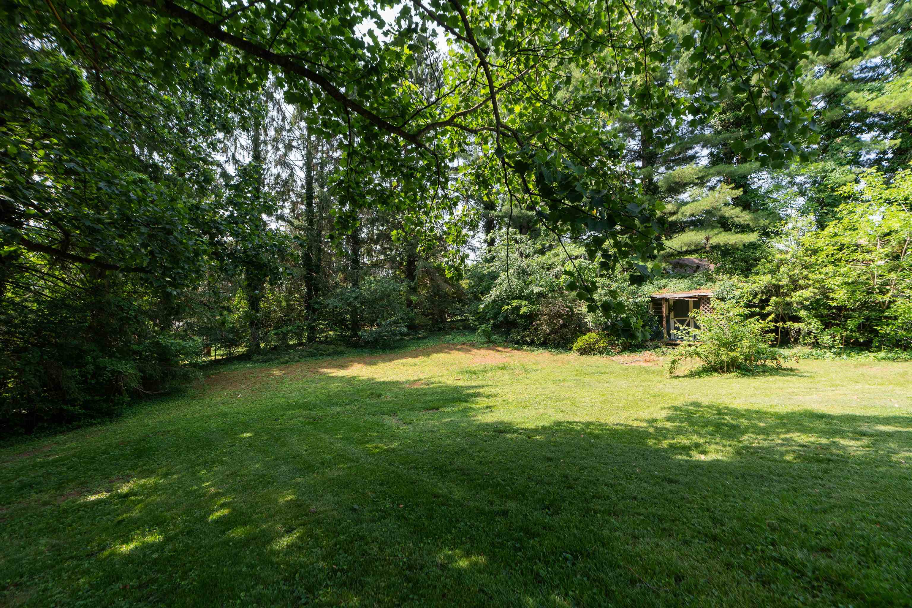 303 COPELAND DR, STAUNTON, Virginia 24401, 3 Bedrooms Bedrooms, ,2 BathroomsBathrooms,Residential,303 COPELAND DR,665753 MLS # 665753