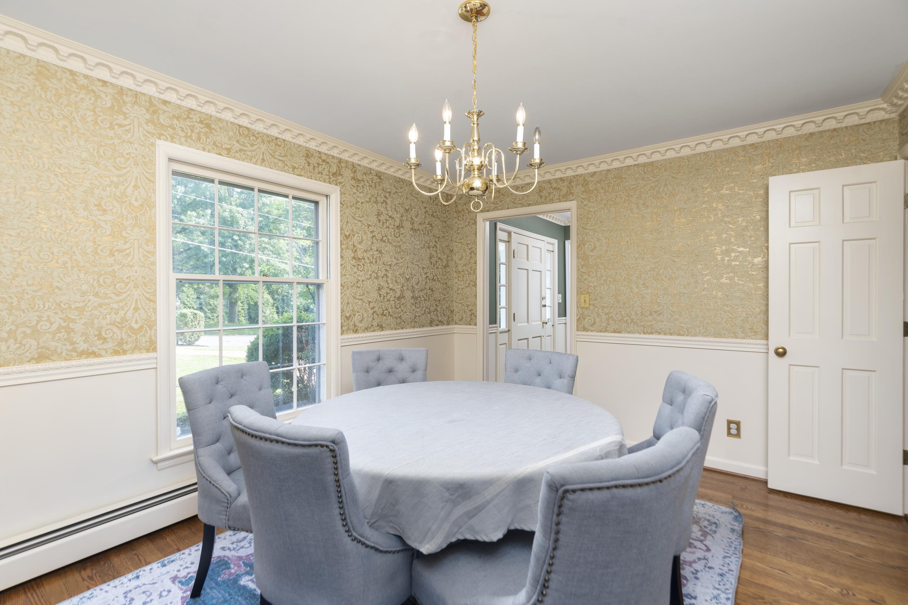 303 COPELAND DR, STAUNTON, Virginia 24401, 3 Bedrooms Bedrooms, ,2 BathroomsBathrooms,Residential,303 COPELAND DR,665753 MLS # 665753