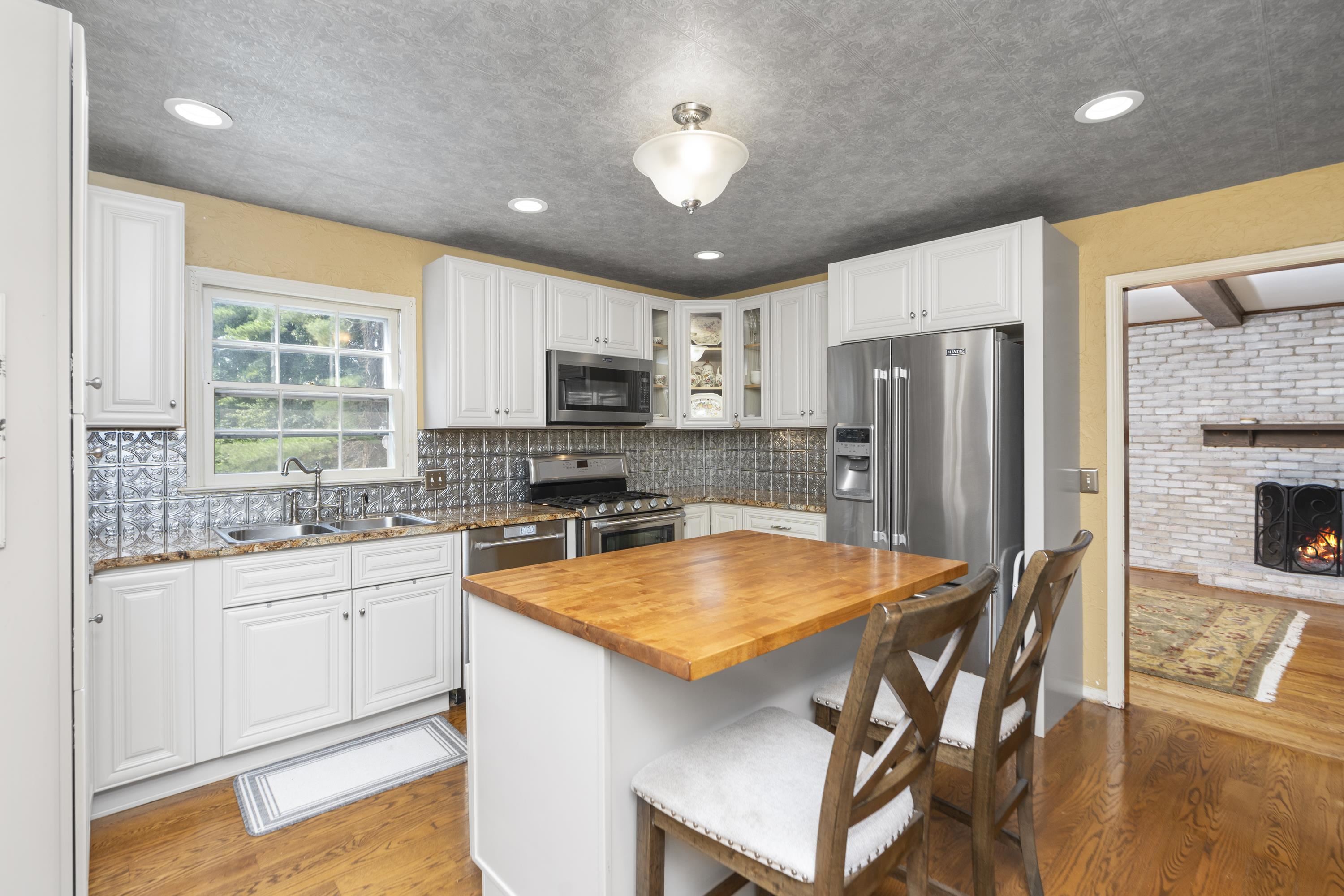 303 COPELAND DR, STAUNTON, Virginia 24401, 3 Bedrooms Bedrooms, ,2 BathroomsBathrooms,Residential,303 COPELAND DR,665753 MLS # 665753