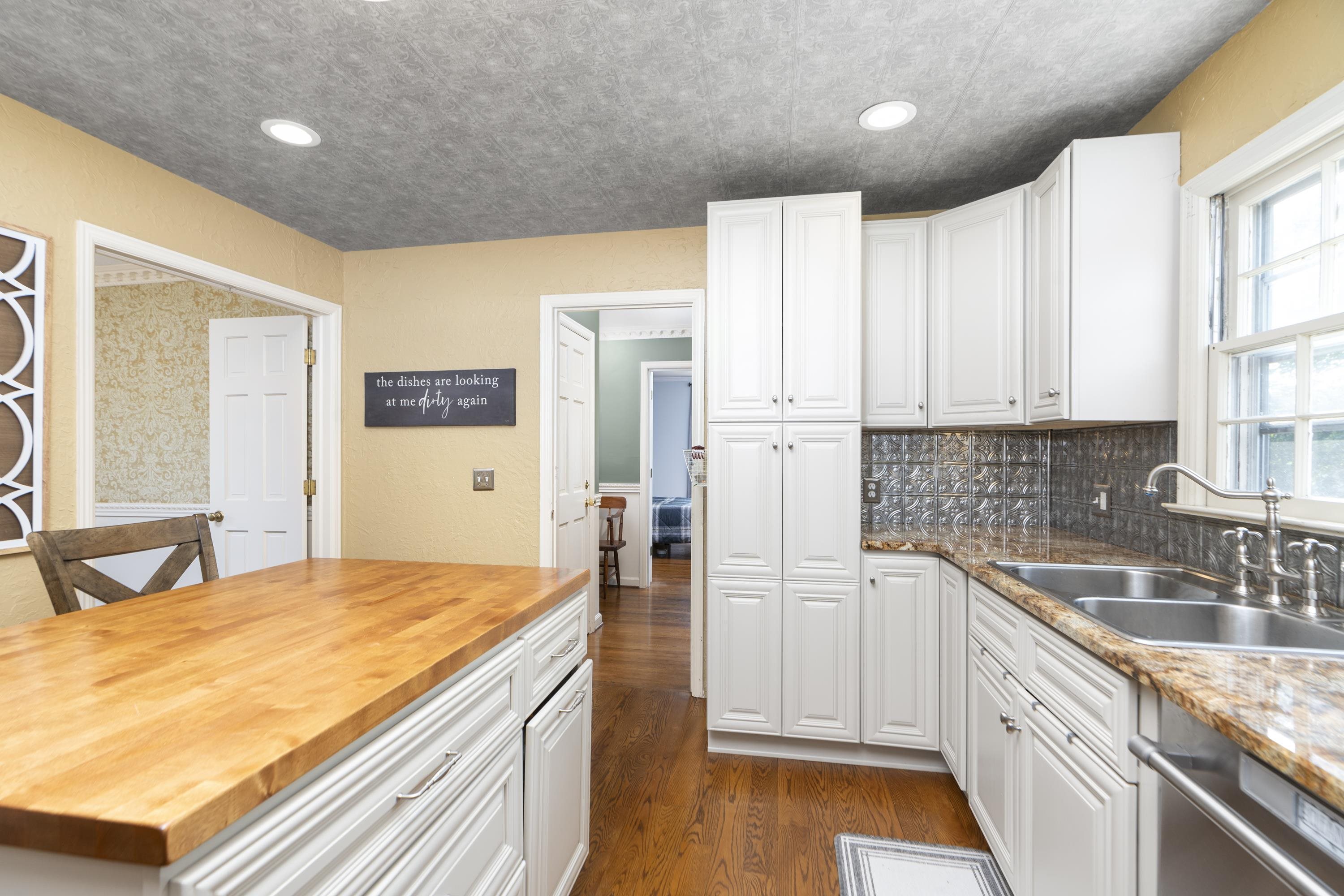 303 COPELAND DR, STAUNTON, Virginia 24401, 3 Bedrooms Bedrooms, ,2 BathroomsBathrooms,Residential,303 COPELAND DR,665753 MLS # 665753