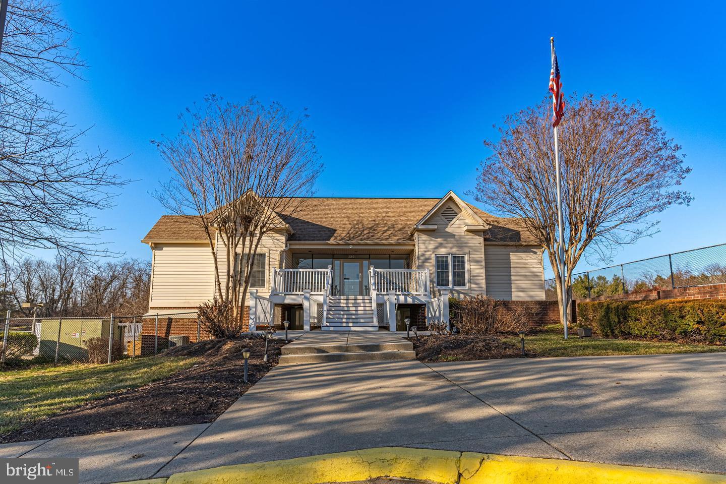 6000 ELLESMERE CT #B, ALEXANDRIA, Virginia 22315, 2 Bedrooms Bedrooms, 3 Rooms Rooms,1 BathroomBathrooms,Residential,For sale,6000 ELLESMERE CT #B,VAFX2280056 MLS # VAFX2280056 6000 ELLESMERE CT #B, ALEXANDRIA, Virginia 22315, 2 Bedrooms Bedrooms, 3 Rooms Rooms,1 BathroomBathrooms,Residential,For sale,6000 ELLESMERE CT #B,VAFX2280056 MLS # VAFX2280056