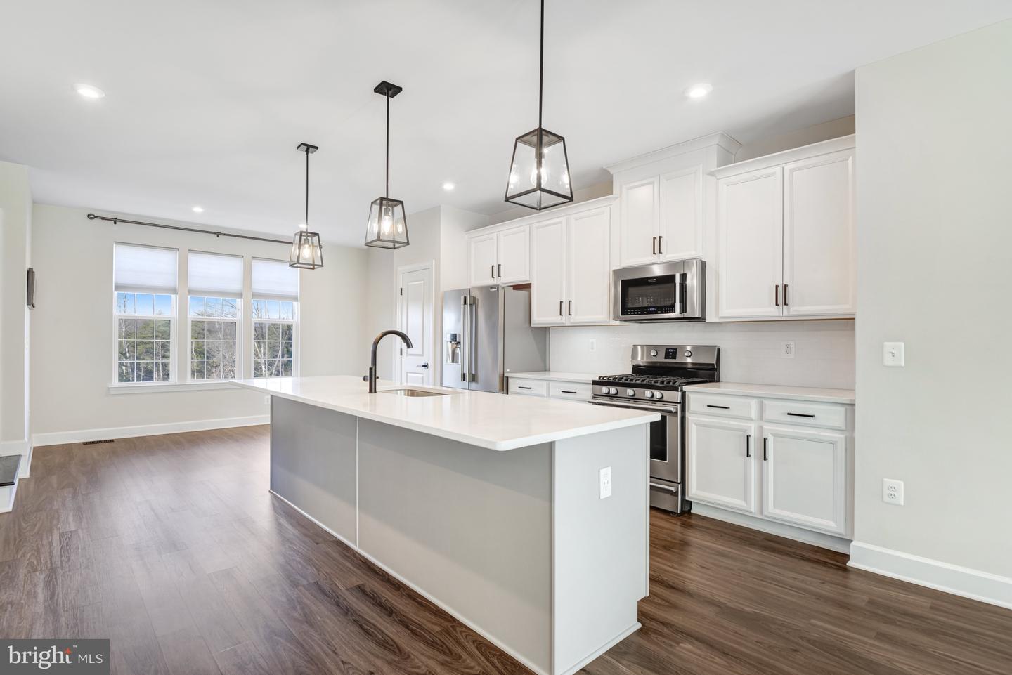 6047 CAMERONS FERRY DR, HAYMARKET, Virginia 20169, 3 Bedrooms Bedrooms, ,3 BathroomsBathrooms,Residential,For sale,6047 CAMERONS FERRY DR,VAPW2108224 MLS # VAPW2108224 6047 CAMERONS FERRY DR, HAYMARKET, Virginia 20169, 3 Bedrooms Bedrooms, ,3 BathroomsBathrooms,Residential,For sale,6047 CAMERONS FERRY DR,VAPW2108224 MLS # VAPW2108224