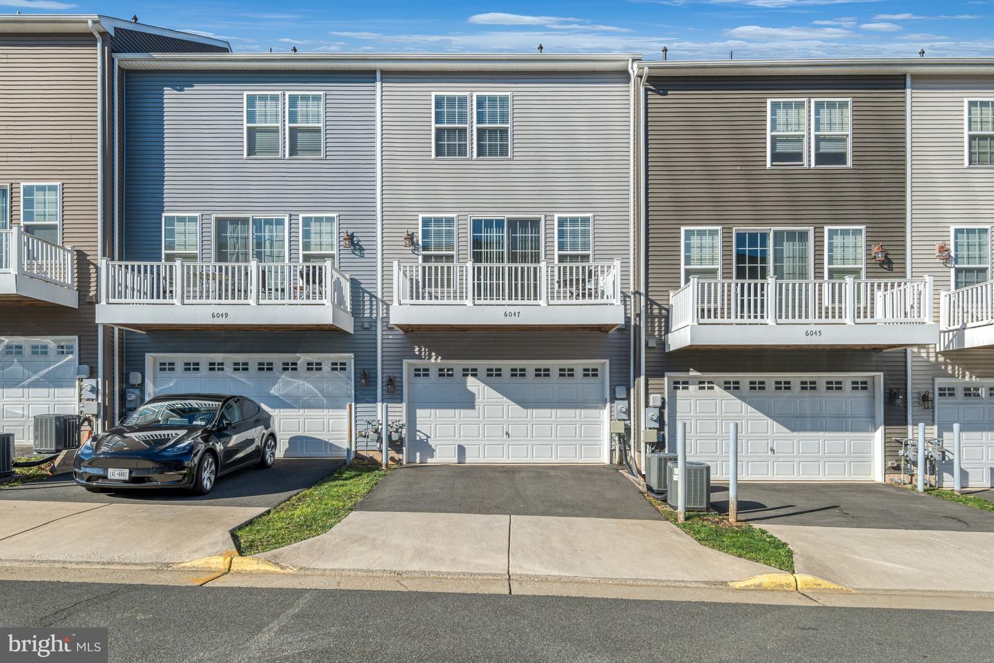 6047 CAMERONS FERRY DR, HAYMARKET, Virginia 20169, 3 Bedrooms Bedrooms, ,3 BathroomsBathrooms,Residential,For sale,6047 CAMERONS FERRY DR,VAPW2108224 MLS # VAPW2108224 6047 CAMERONS FERRY DR, HAYMARKET, Virginia 20169, 3 Bedrooms Bedrooms, ,3 BathroomsBathrooms,Residential,For sale,6047 CAMERONS FERRY DR,VAPW2108224 MLS # VAPW2108224