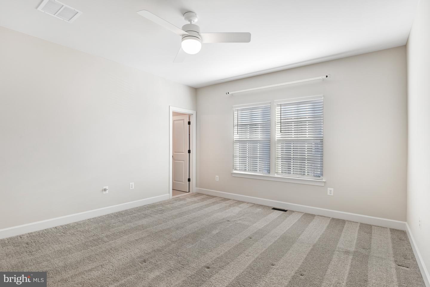 6047 CAMERONS FERRY DR, HAYMARKET, Virginia 20169, 3 Bedrooms Bedrooms, ,3 BathroomsBathrooms,Residential,For sale,6047 CAMERONS FERRY DR,VAPW2108224 MLS # VAPW2108224 6047 CAMERONS FERRY DR, HAYMARKET, Virginia 20169, 3 Bedrooms Bedrooms, ,3 BathroomsBathrooms,Residential,For sale,6047 CAMERONS FERRY DR,VAPW2108224 MLS # VAPW2108224