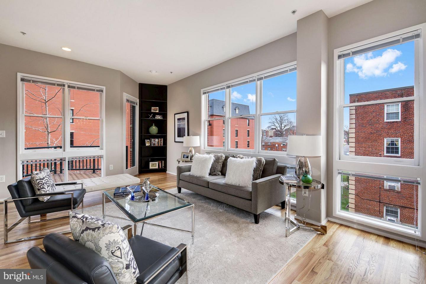 1662 N QUINN ST N, ARLINGTON, Virginia 22209, 4 Bedrooms Bedrooms, ,2 BathroomsBathrooms,Residential,For sale,1662 N QUINN ST N,VAAR2066464 MLS # VAAR2066464