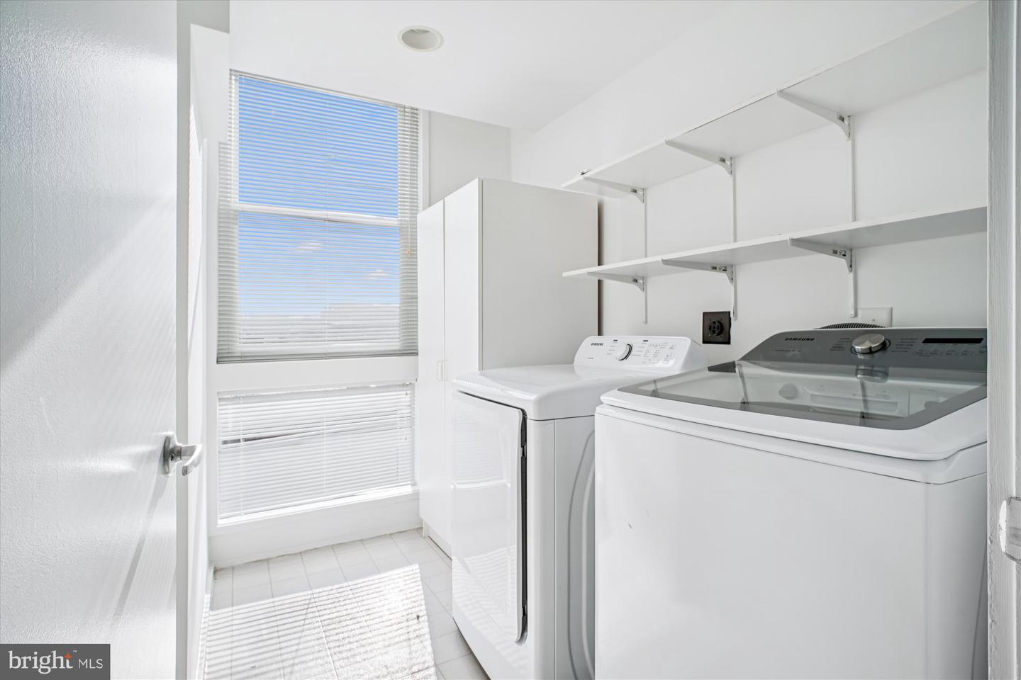 1662 N QUINN ST N, ARLINGTON, Virginia 22209, 4 Bedrooms Bedrooms, ,2 BathroomsBathrooms,Residential,For sale,1662 N QUINN ST N,VAAR2066464 MLS # VAAR2066464