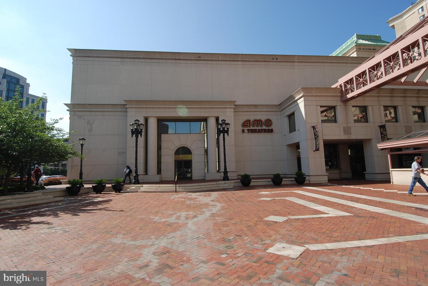 1662 N QUINN ST N, ARLINGTON, Virginia 22209, 4 Bedrooms Bedrooms, ,2 BathroomsBathrooms,Residential,For sale,1662 N QUINN ST N,VAAR2066464 MLS # VAAR2066464