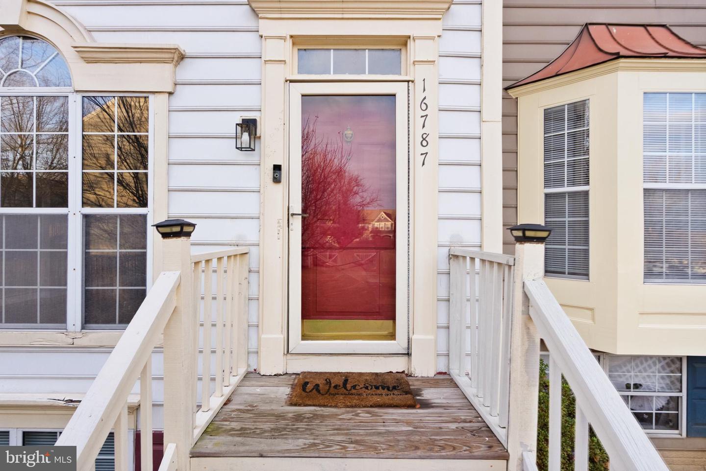 16787 BRANDY MOOR LOOP, WOODBRIDGE, Virginia 22191, 3 Bedrooms Bedrooms, ,2 BathroomsBathrooms,Residential,For sale,16787 BRANDY MOOR LOOP,VAPW2108672 MLS # VAPW2108672